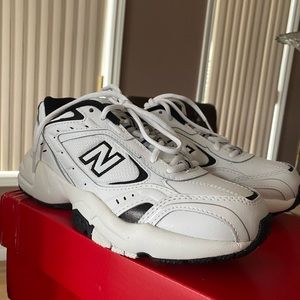 New Balance 452 Women’s 7.5 Brand New